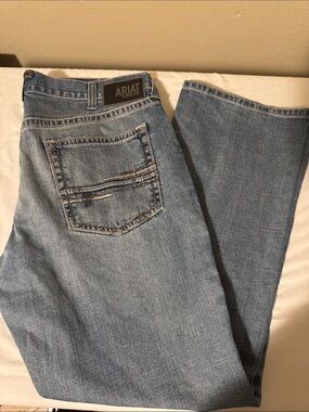 Ariat Medium-Light Blue Jeans